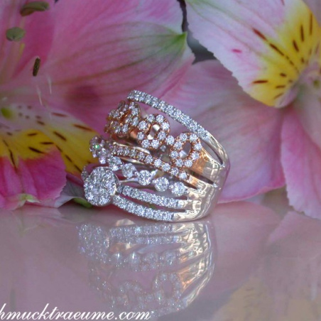 Multirow Diamond Ring in Whitegold and Rosegold