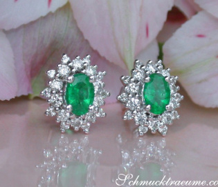 Classy Emerald Stud Earrings with Diamonds