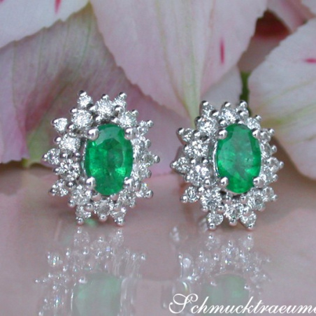 Classy Emerald Stud Earrings with Diamonds