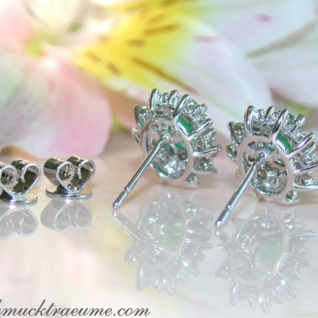 Classy Emerald Stud Earrings with Diamonds