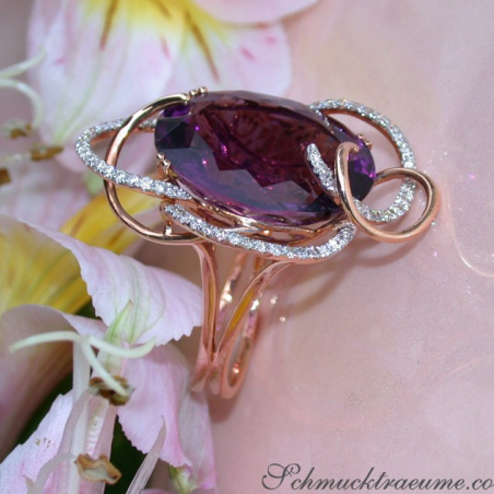 Extraordinary Amethyst Ring with Diamonds
