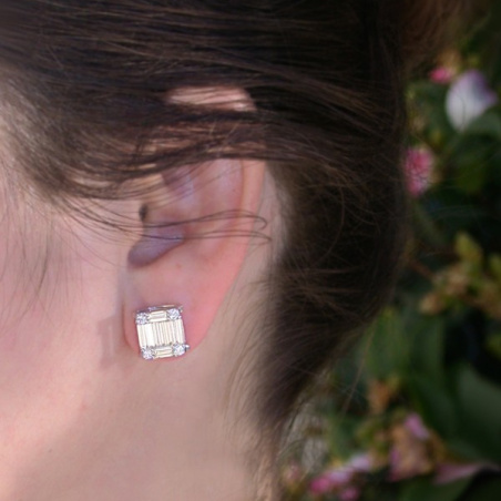 Unique Diamond Earrings of Finest Craftsmanship
