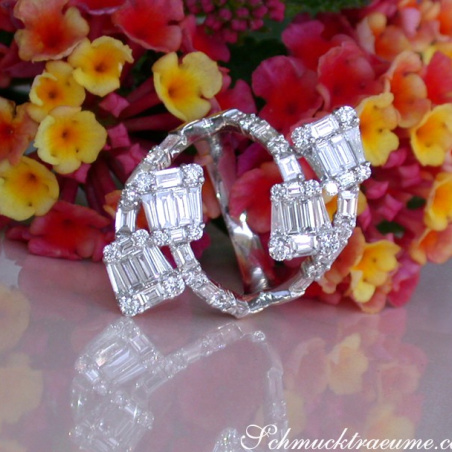 Extravagant Diamond Ring in Whitegold 18k