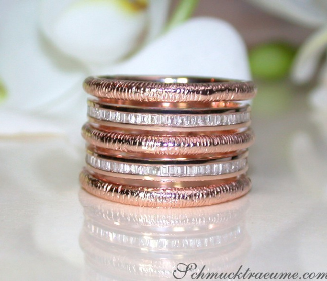 Puristic Rosegold Ring with Diamonds Puristic Rosegold Ring with Diamonds