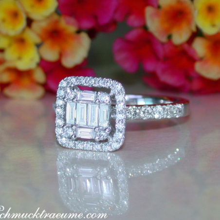Exquisite Diamond Engagement Ring with Stackable Band