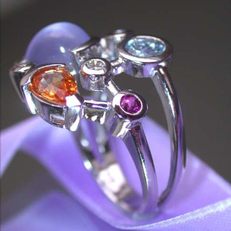 Wonderful Multicolor Gemstone Ring with Diamonds