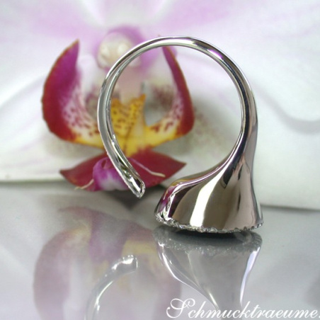 Attractive Lilac / Light Purple Amethyst Ring with Diamonds