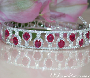 Dreamlike Ruby Bangle with Diamonds