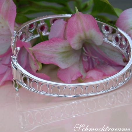 Dreamlike Ruby Bangle with Diamonds