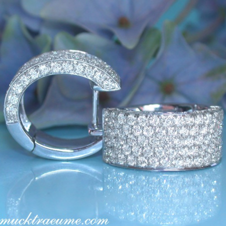 Timeless Diamond Earrings in Whitegold 18k
