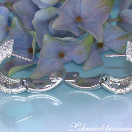 Timeless Diamond Earrings in Whitegold 18k