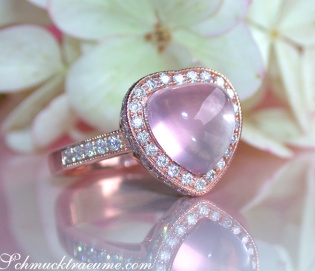 Enchanting Rose Quartz Diamond Heart Ring