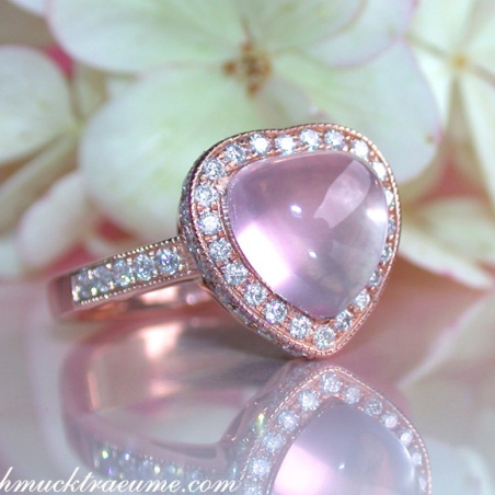 Enchanting Rose Quartz Diamond Heart Ring