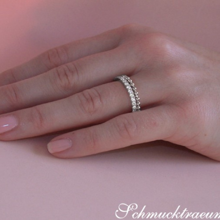 Beautiful Diamond Band (Ball Style)