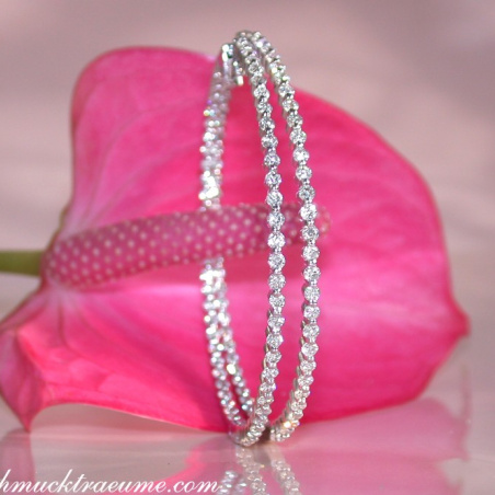 große Diamanten Creolen