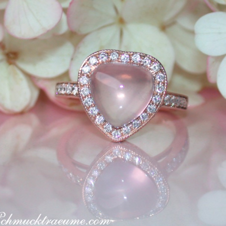 Enchanting Rose Quartz Diamond Heart Ring