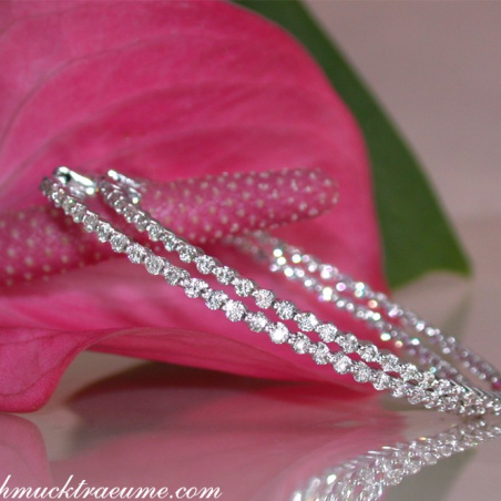 große Diamanten Creolen