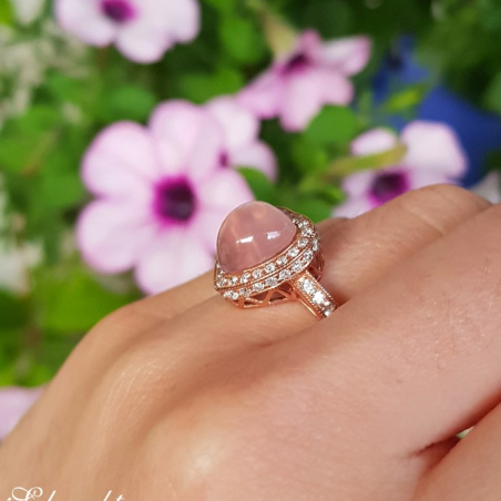 Enchanting Rose Quartz Diamond Heart Ring