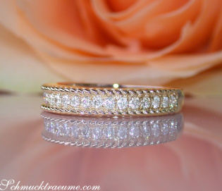 Pretty Diamond Rope Band