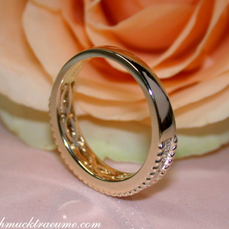 Pretty Diamond Rope Band