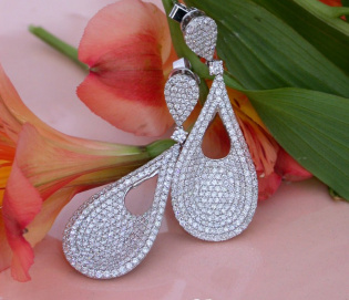 Stately Pear Shape Danling Earrings with Diamonds
