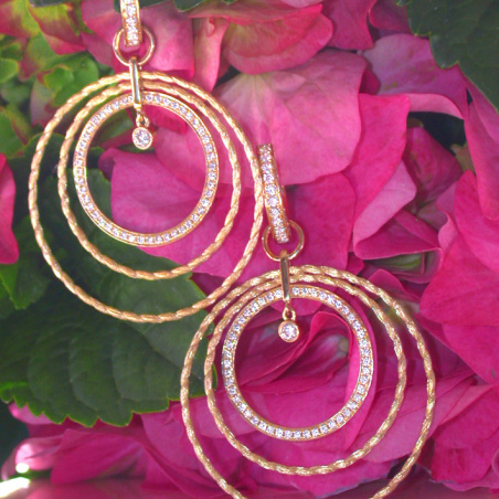 Spectacular Diamond Circle Rope Style Earrings