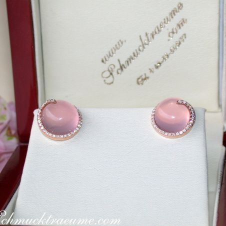Rosenquarz Ohrstecker mit Diamanten in Roségold