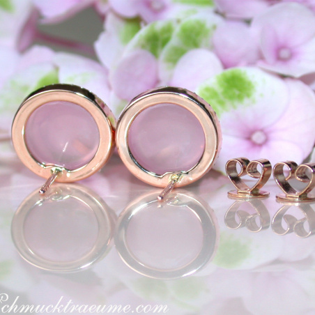 Rosenquarz Ohrstecker mit Diamanten in Roségold